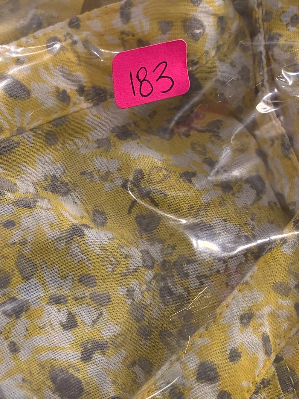 DIVIDED H&M FLORAL RUFFLE TOP - Picture 15 of 15